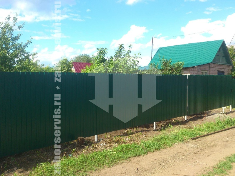 Забор из профнастила с забивными столбами 144 метра