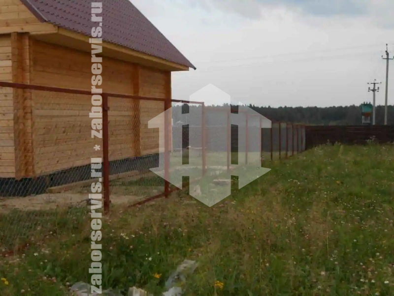 Забор из сетки рабицы секциями 84 метра