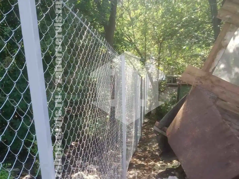 Забор из сетки рабицы на профильном каркасе 127 метров